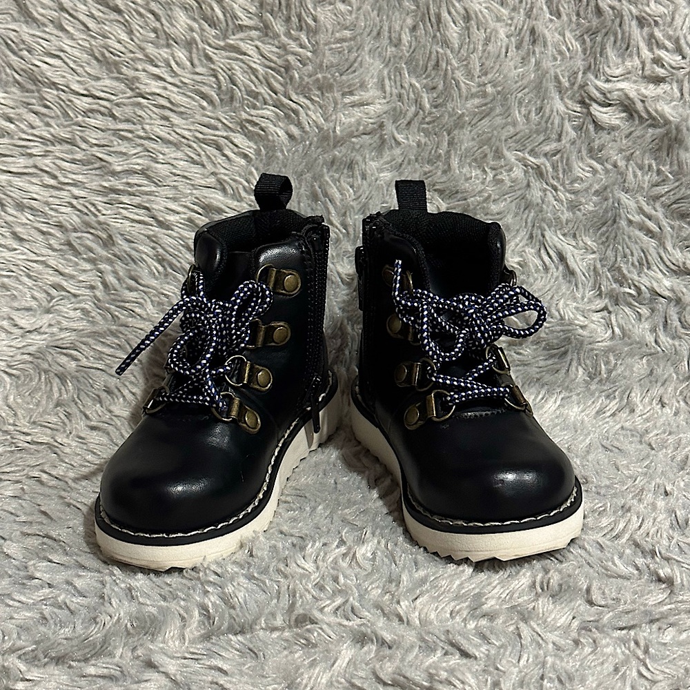 Baby GAP Black Boots, Size 6